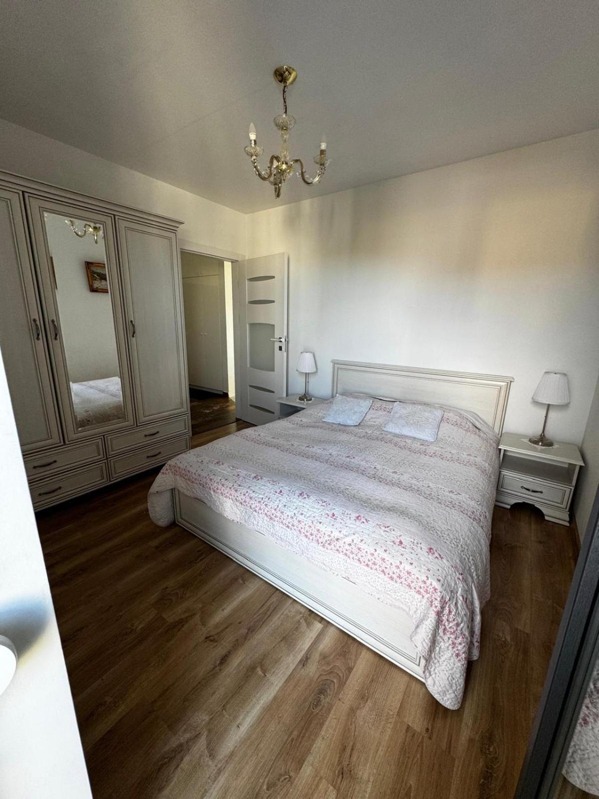 Eliza Apartment
